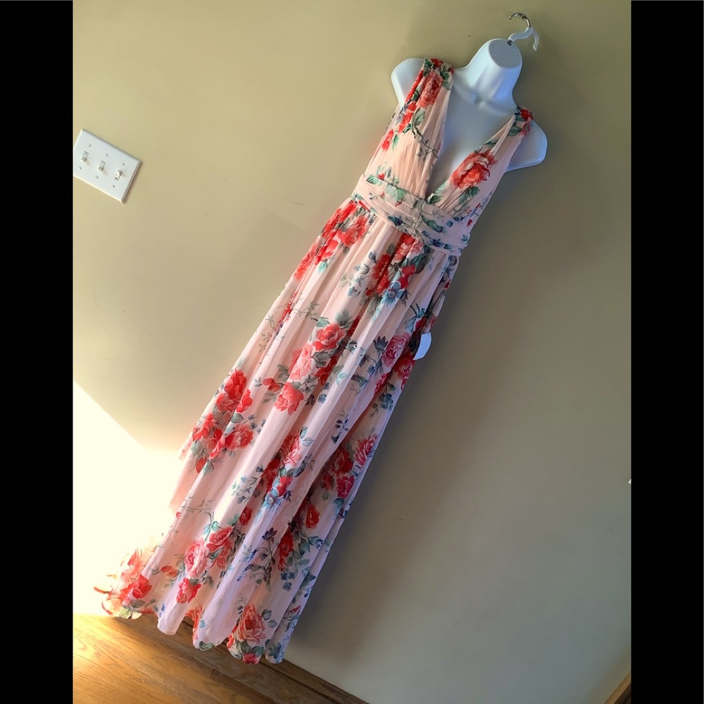 COPY - Lulus Sleeveless Floral Maxi Dress - Medium - New!